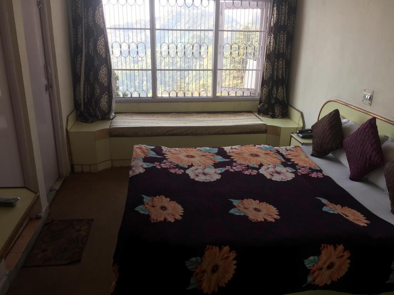 Hotel Lotus Shimla Zewnętrze zdjęcie