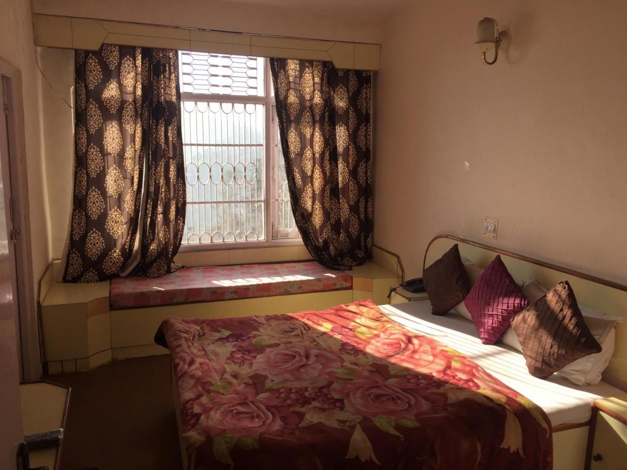 Hotel Lotus Shimla Zewnętrze zdjęcie